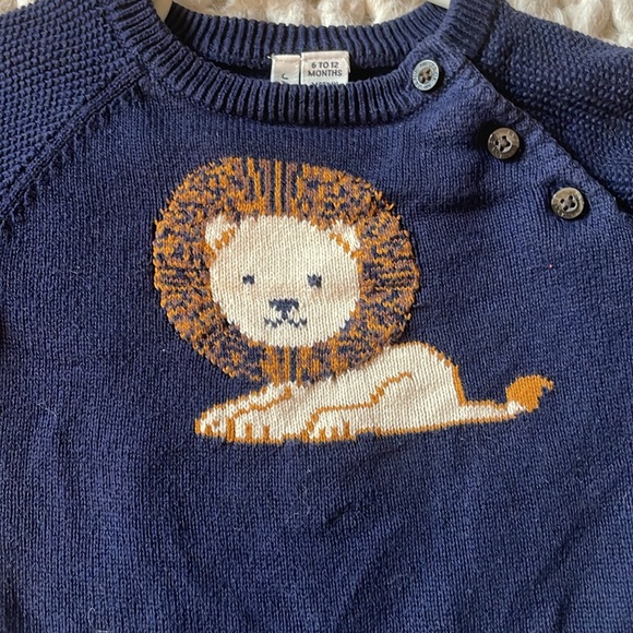 Blue Lion Sweater - Picture 2 of 2